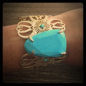 Kendra cuff