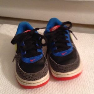 Multicolor Nike sneakers