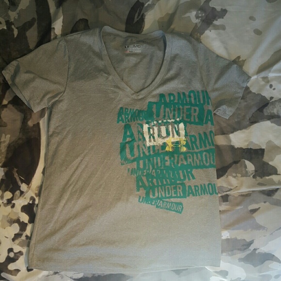 Gray Under Armour shirt