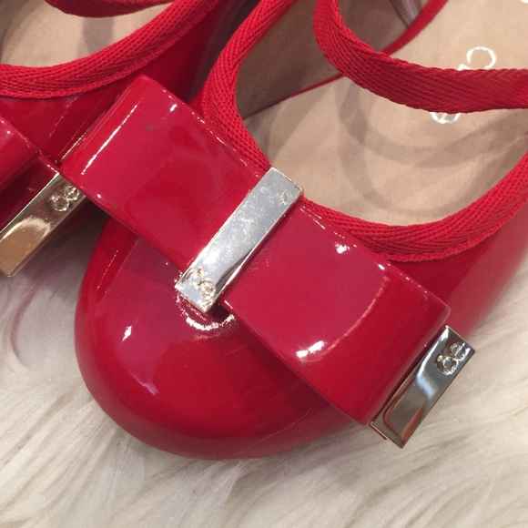 Girls Cloe Red Patent Shoes - Picture 2 of 4
