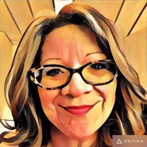 Meet your Posher, Angie