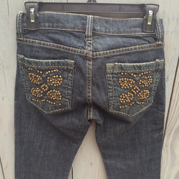 BCBG MAXAZARIA "May" slim Downtown