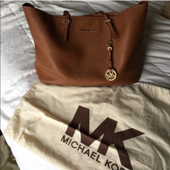 Michael Kors Jet Set Saffiano