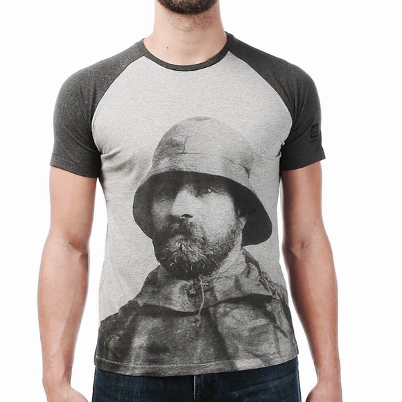 Men's Baseball Style Short Sleeve Tee (L)