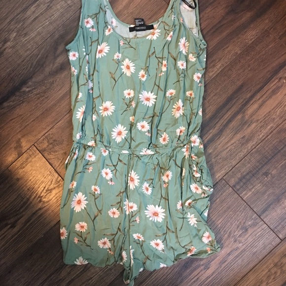 Daisy romper - Picture 1 of 1