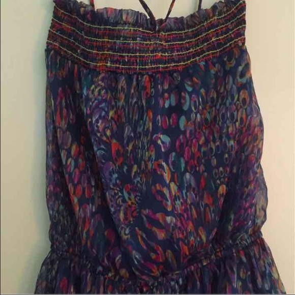 Halter top - Picture 2 of 3