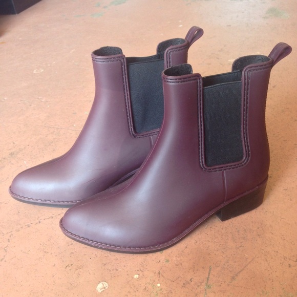 Chelsea rain boots