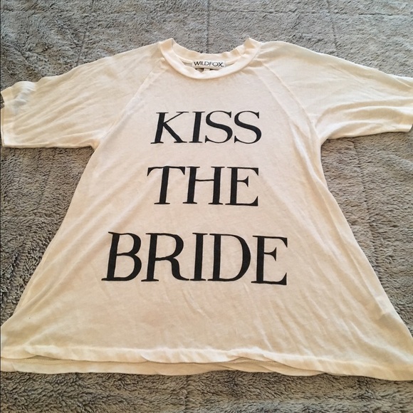 Wildfox xs KISS THE BRIDE tee