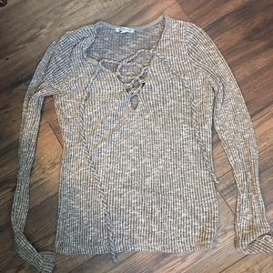 Long sleeve tie up shirt