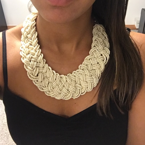 Beautiful necklace! - Picture 2 of 2