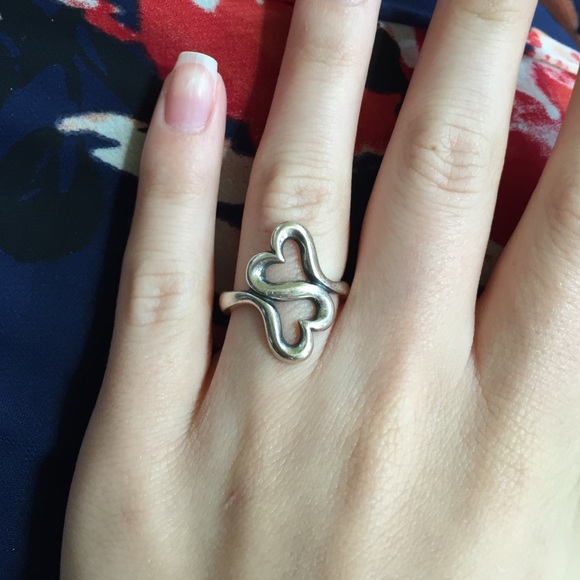 James Avery Heart to Heart Ring!