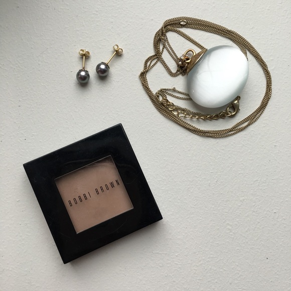 Bobbi Brown Eye Shadow "Taupe"