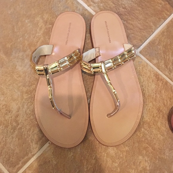 Vera Wang sandals 7.5 never worn