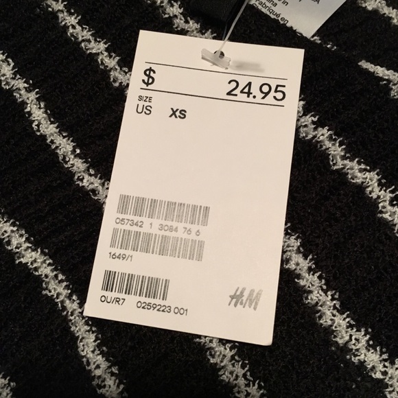Black & White Striped H&M Sweater - Picture 3 of 3