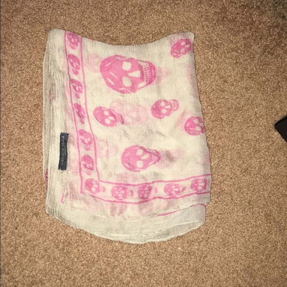 Alexander McQueen Scarf