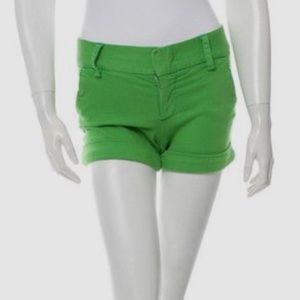 Alice & Olivia Green Caddy cuff shorts sz 6