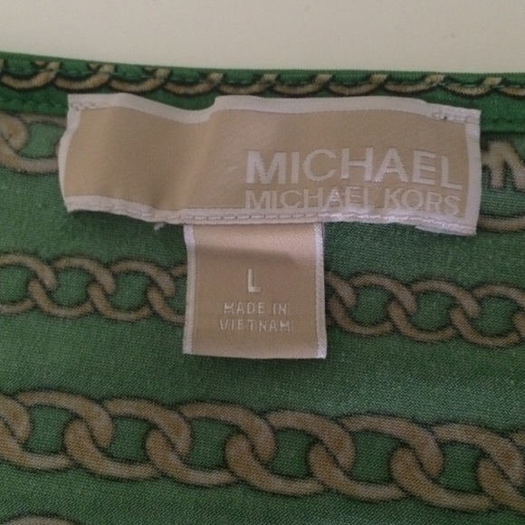 Michael Kors top💚 - Picture 2 of 4