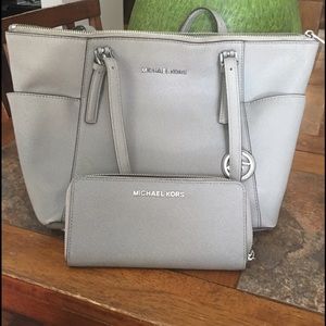 Michael Kors purse