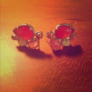 Custom color bar Kendra Scott earrings!