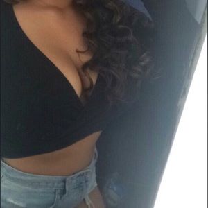 Black Croptop