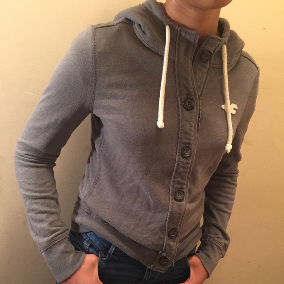 Gray button-down hoodie by Hollister - Picture 3 of 4