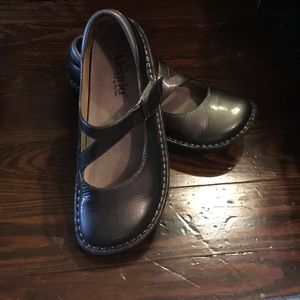 Down sizing shoe closet