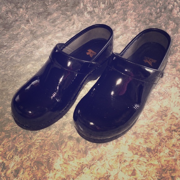 Dansko XP Clogs