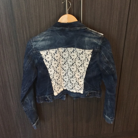 Cute! Cropped Jean jacket with lace! NWOT. ๐ - Picture 2 of 3