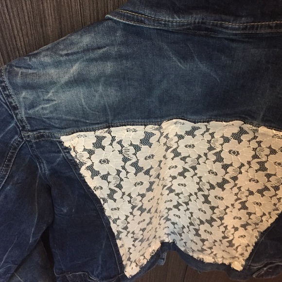 Cute! Cropped Jean jacket with lace! NWOT. ๐ - Picture 3 of 3