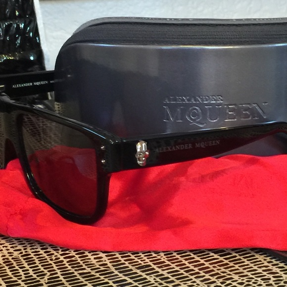 Alexander McQueen Accessories - Authentic Alexander McQueen Skull Sunglasses