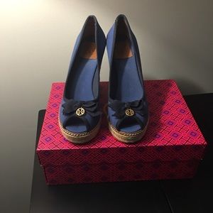 Tory burch navy wedge