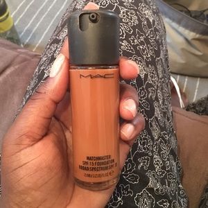 MAC Matchmaster foundation 8.5