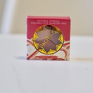 Pacifica Natural Mineral Coconut Eye Shadow Trio