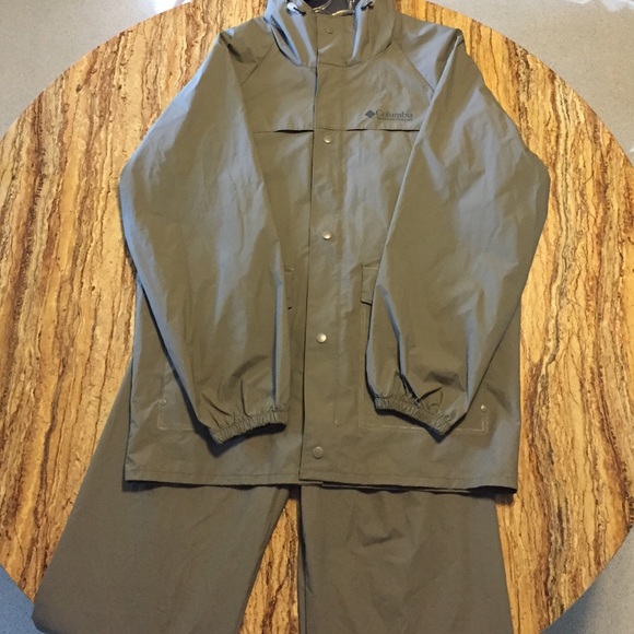 Men's Columbia Rainsuit (Jacket & Pants)