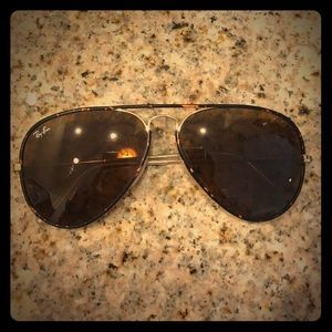 Ray Ban tortoise shell rimmed aviator sunglasses