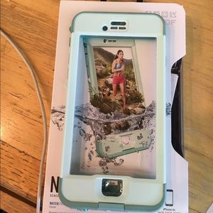 Lifeproof Nuud iPhone 6 case