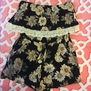 Sleeveless floral romper