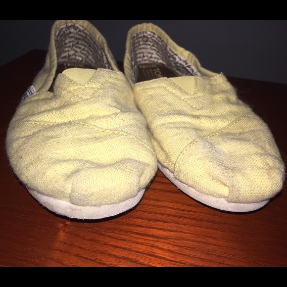 Toms Size 8