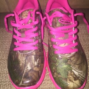 Real tree camo sneakers
