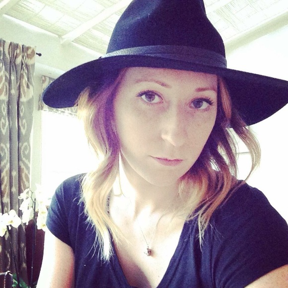 Meet your Posher, Haylie