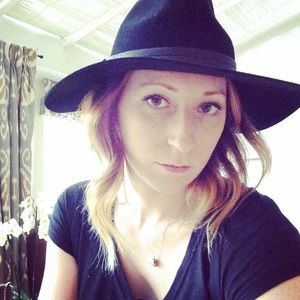 Meet your Posher, Haylie