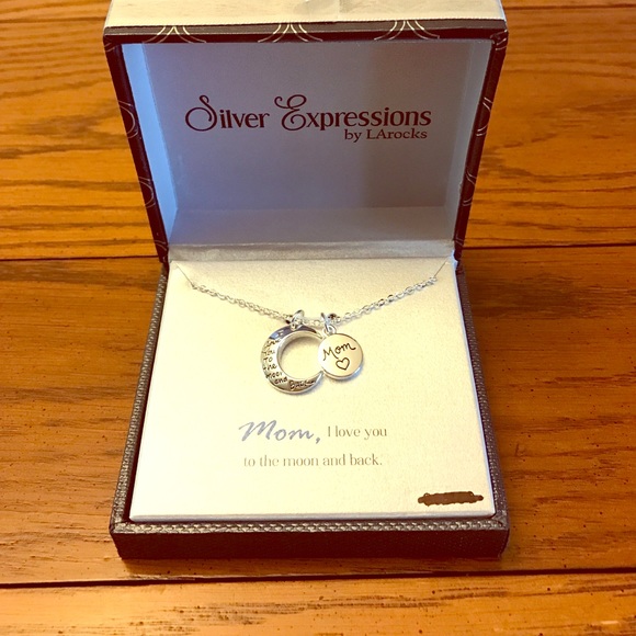 Silver Expressions necklace