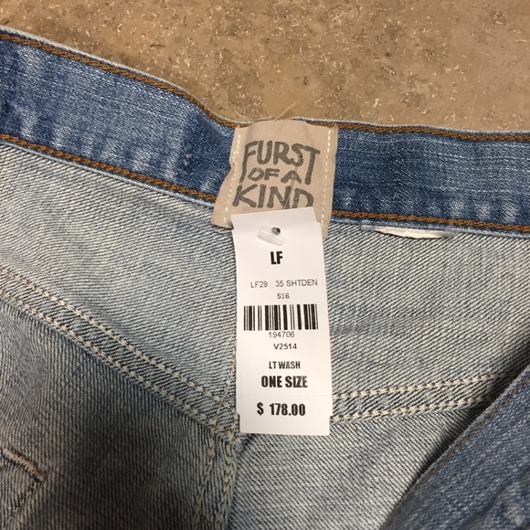 LF destroyed Levi's shorts - Picture 4 of 4