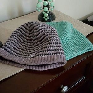 2 winter hats for the price of 1
