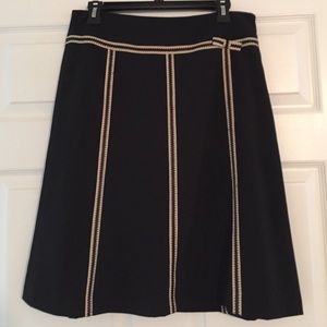 Ann Taylor black/cream skirt size 8
