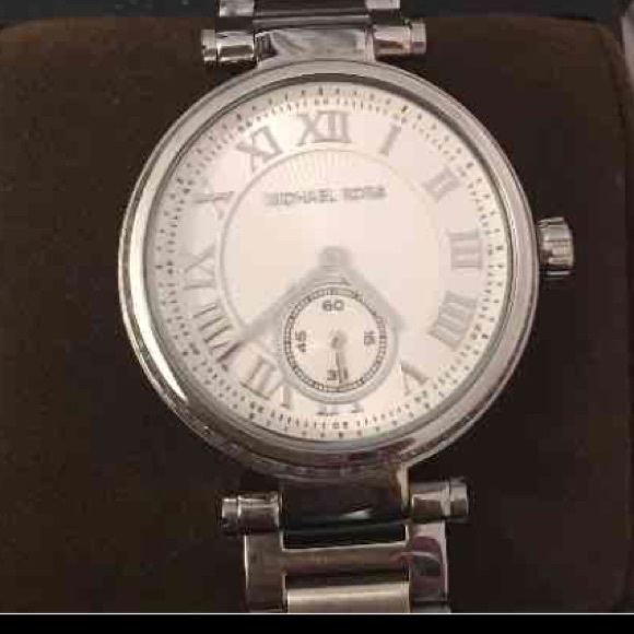 Michael kors silver watch