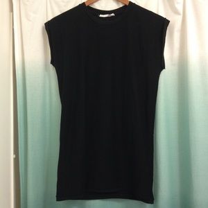 Zara Tee