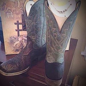 One hour sale 🙋🏼NWT corral men's boot