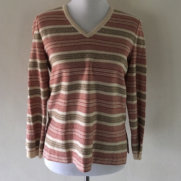 St John V-neck Sweater (001)