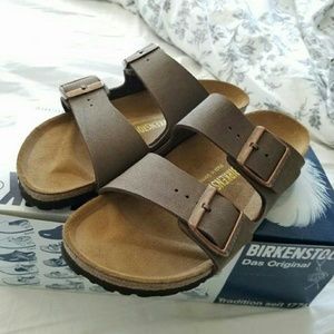 BRAND NEW BIRKENSTOCKS ARIZONA